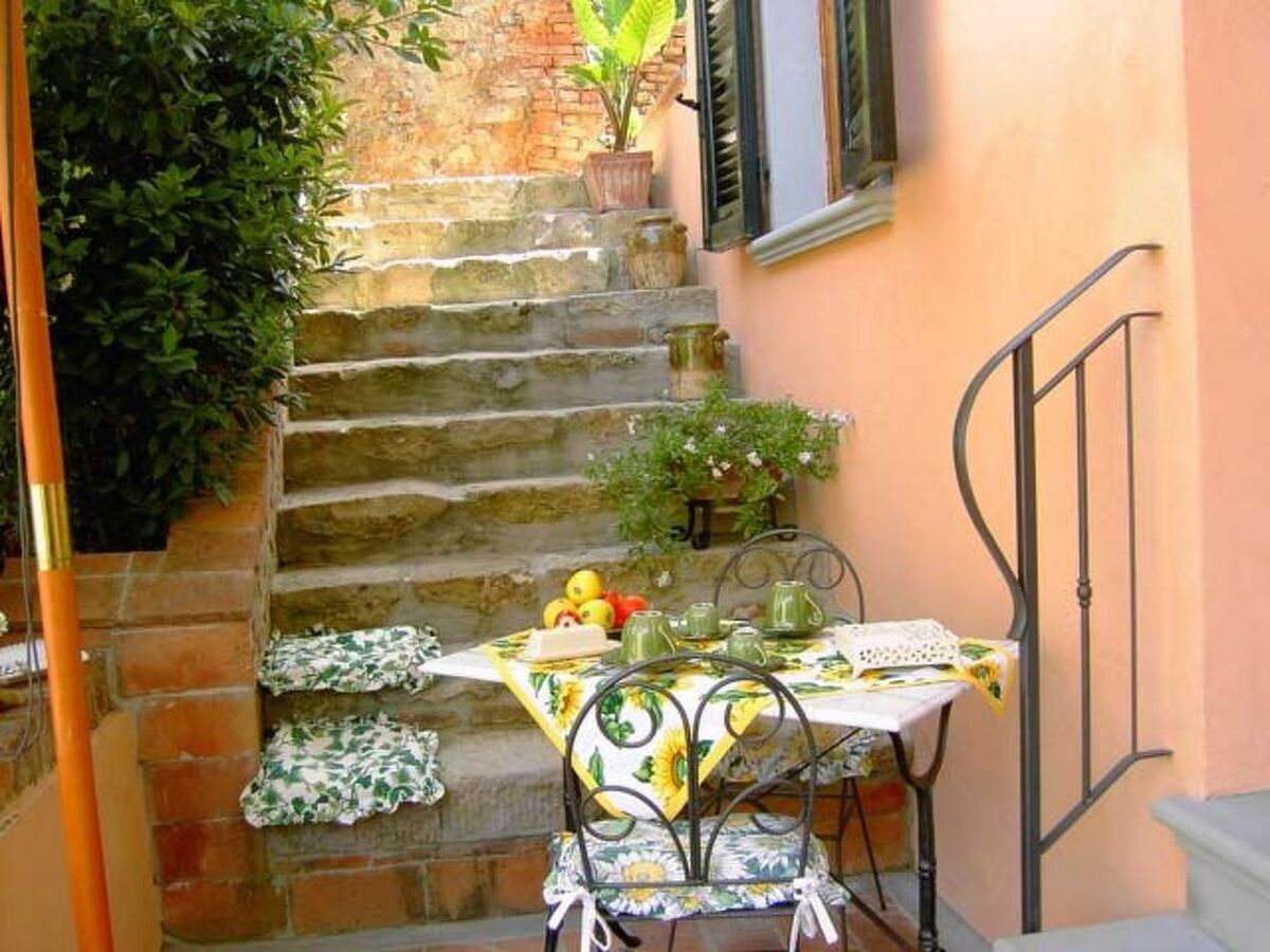 Appartement 4 pers. à Palaia avec terrasse privée et jacuzzi - Photo 17