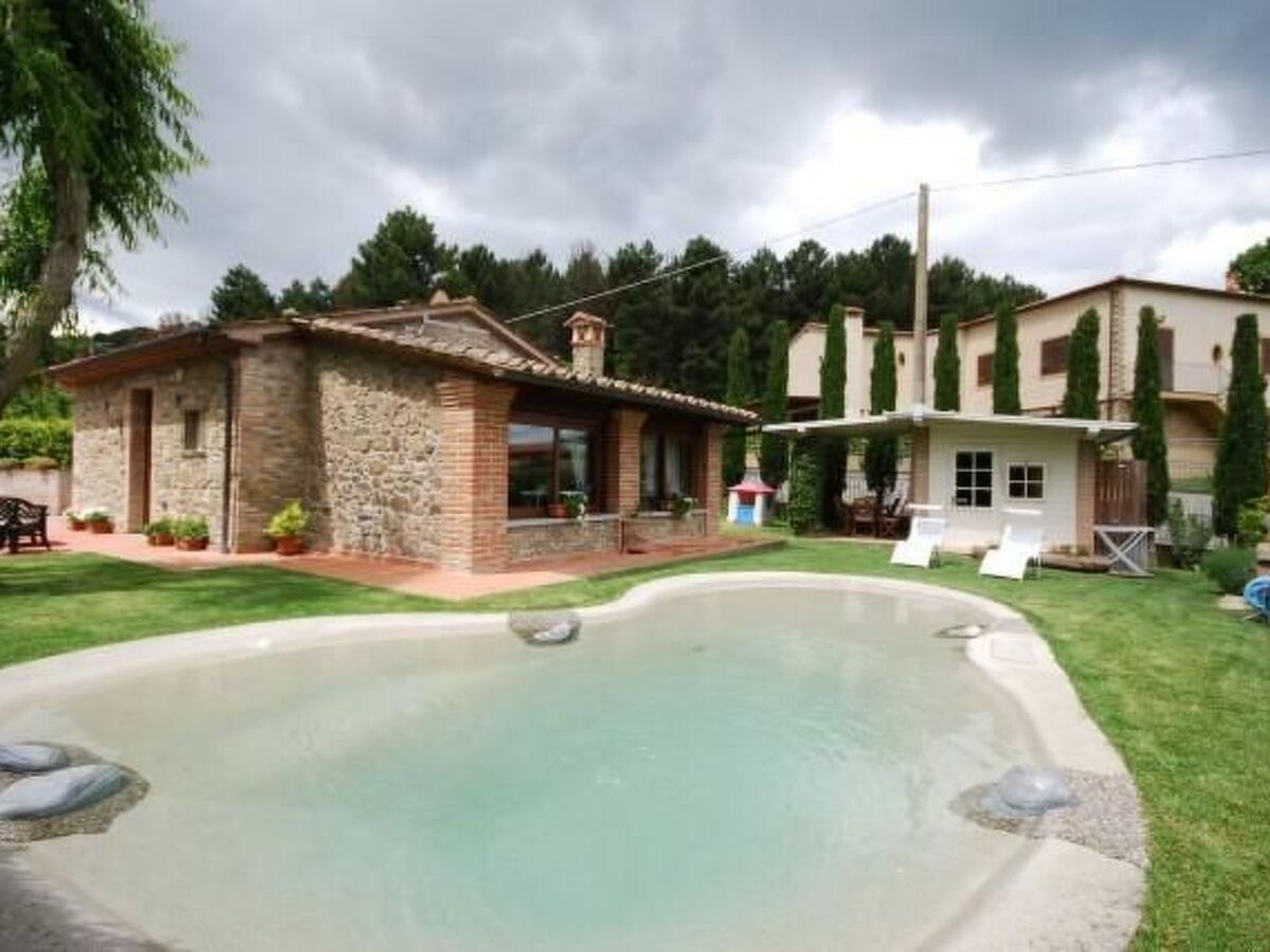 Podere Orsini – Maison Toscane avec piscine à Chianni - Photo 1