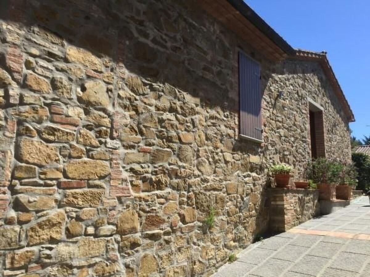 Podere Orsini – Maison Toscane avec piscine à Chianni - Photo 2