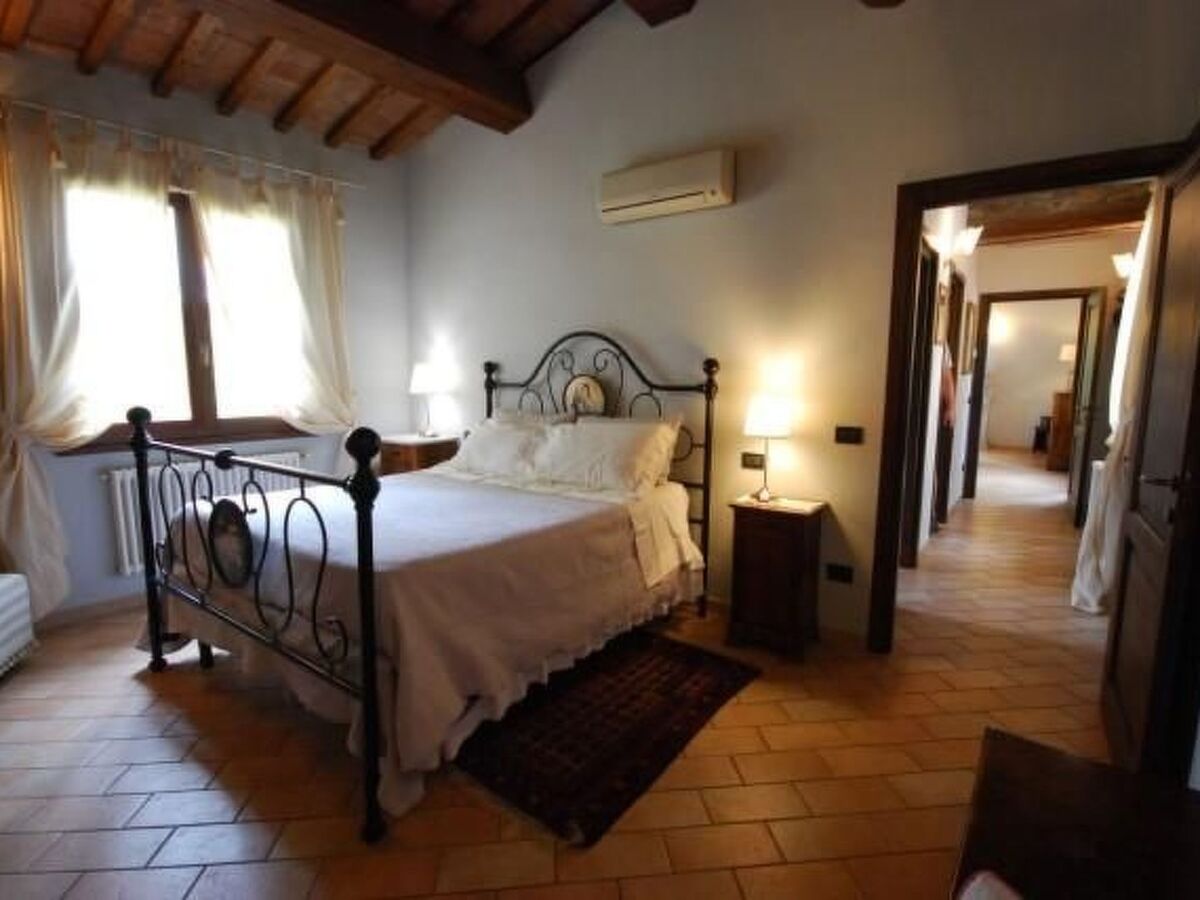 Podere Orsini – Maison Toscane avec piscine à Chianni - Photo 18