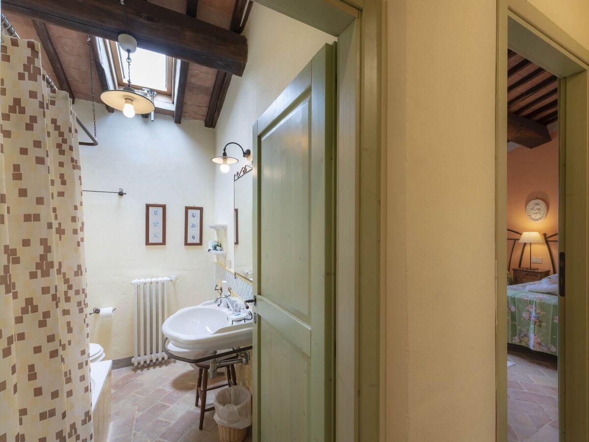 Appartement Chianti, ancien grenier avec piscine - Photo 16