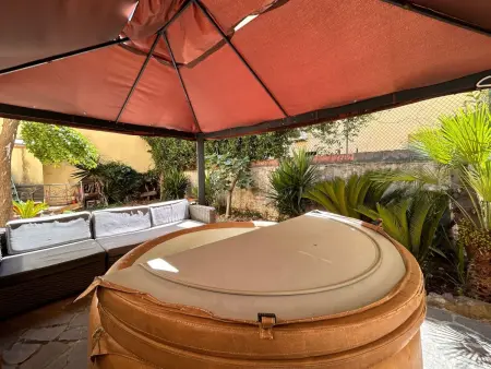 Appartement 2 chambres avec jardin privé et spa à Florence : photo 19