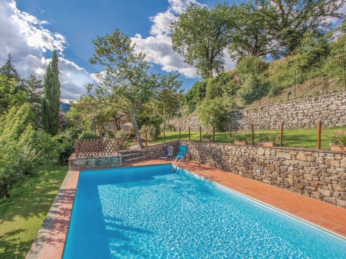 Villa Casina – Maison Arezzo piscine, ferme bio & château - Photo 8