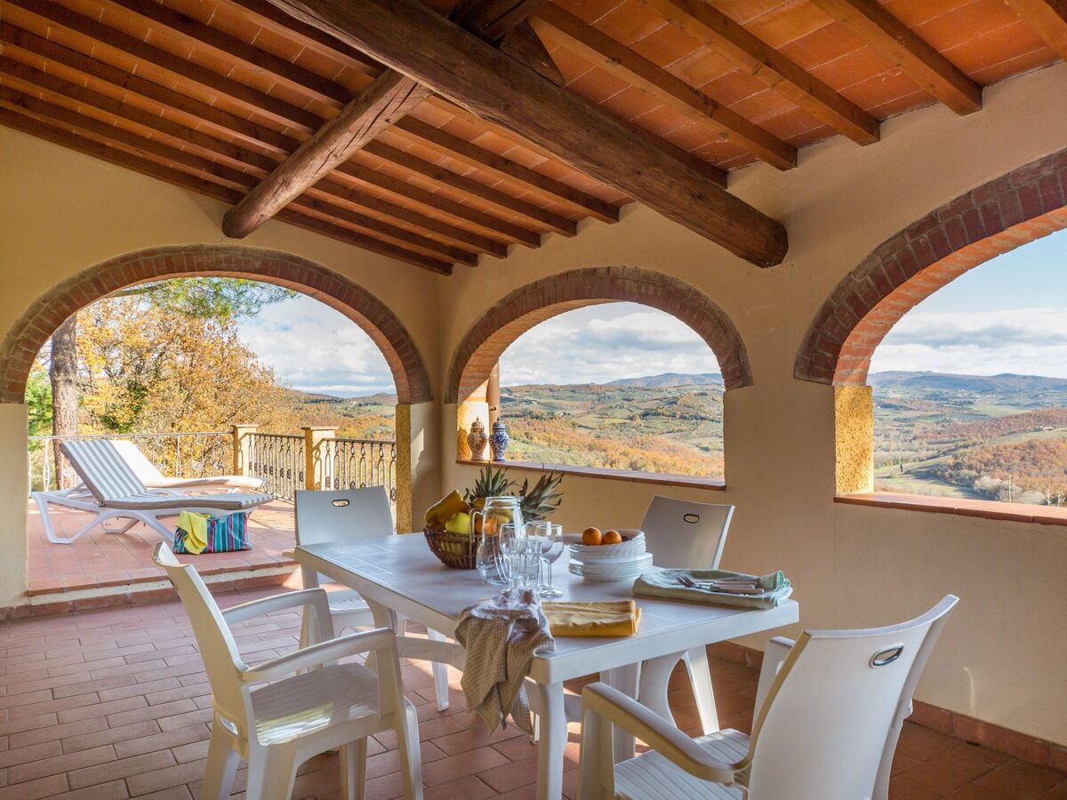 Villa Rondini – Appartement 200m² terrasse et piscine - Photo 10