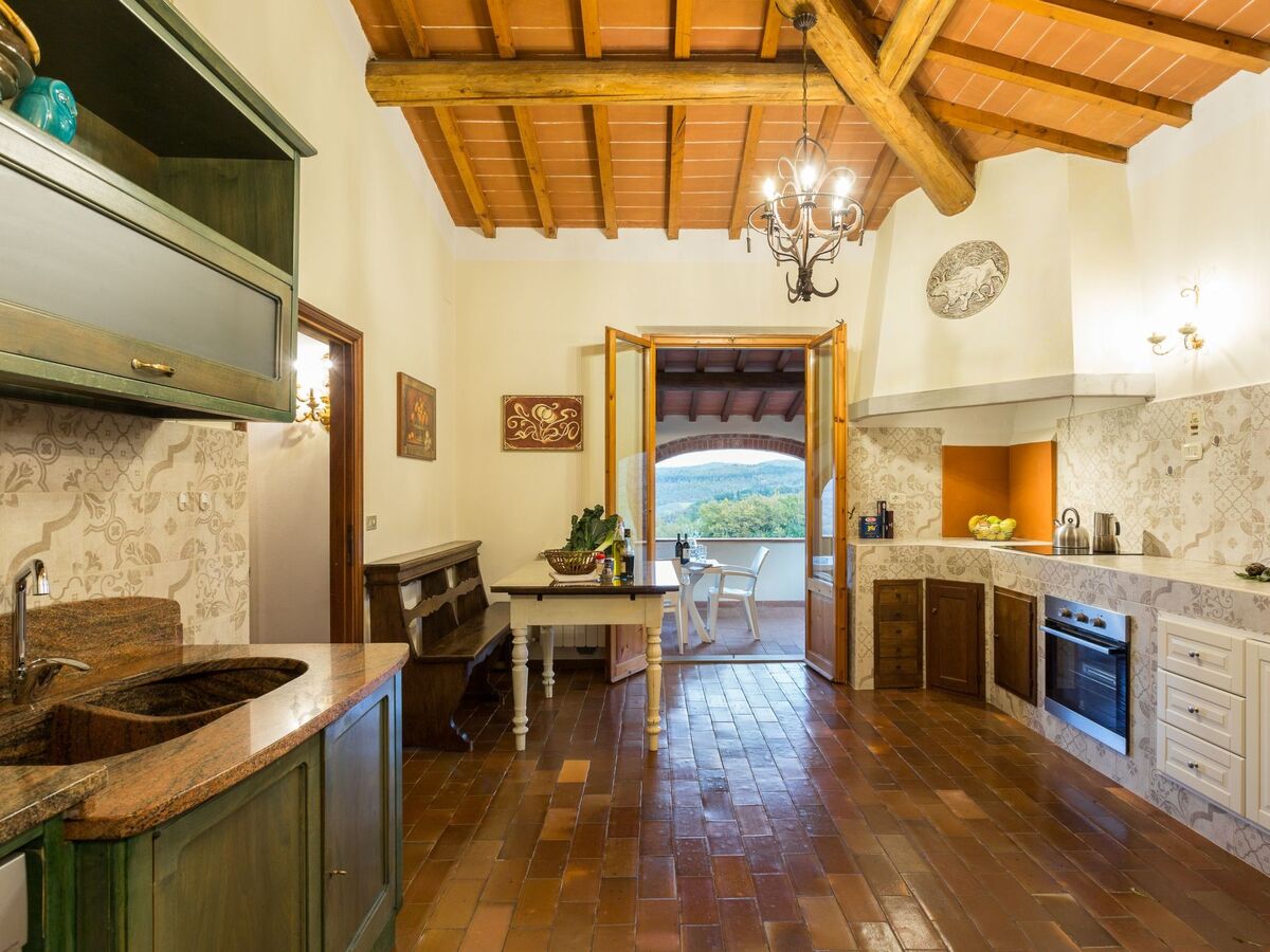 Villa Rondini – Appartement 200m² terrasse et piscine - Photo 12