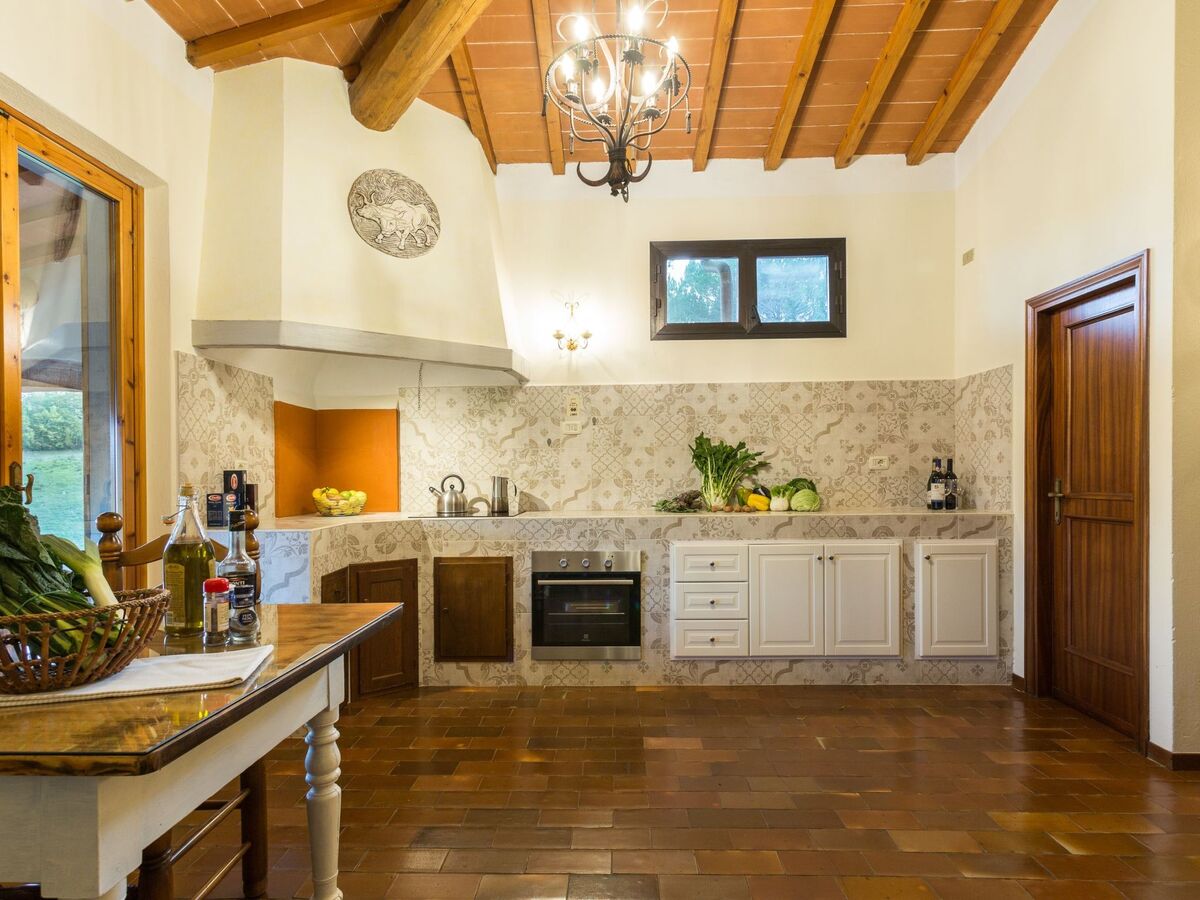 Villa Rondini – Appartement 200m² terrasse et piscine - Photo 14