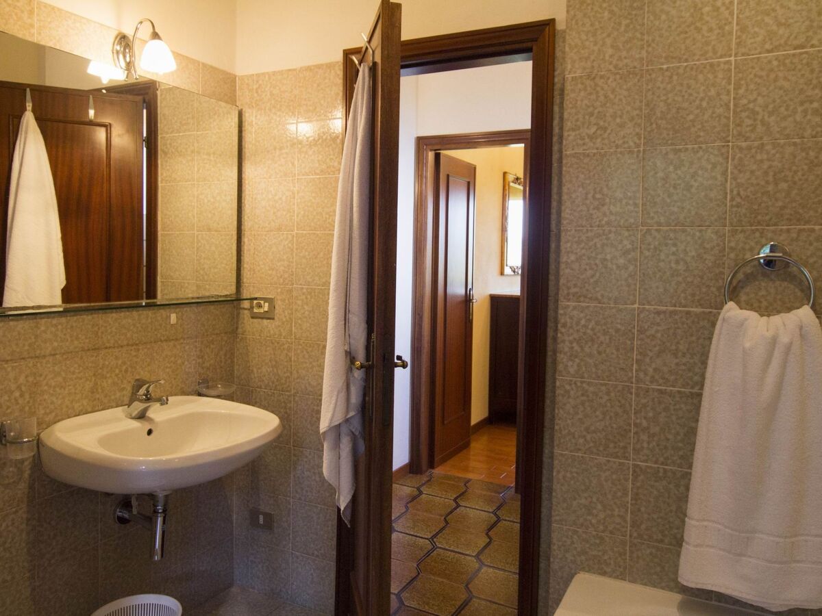 Appartement 4 pers. avec terrasse et piscine à San Donato in Poggio - Photo 12