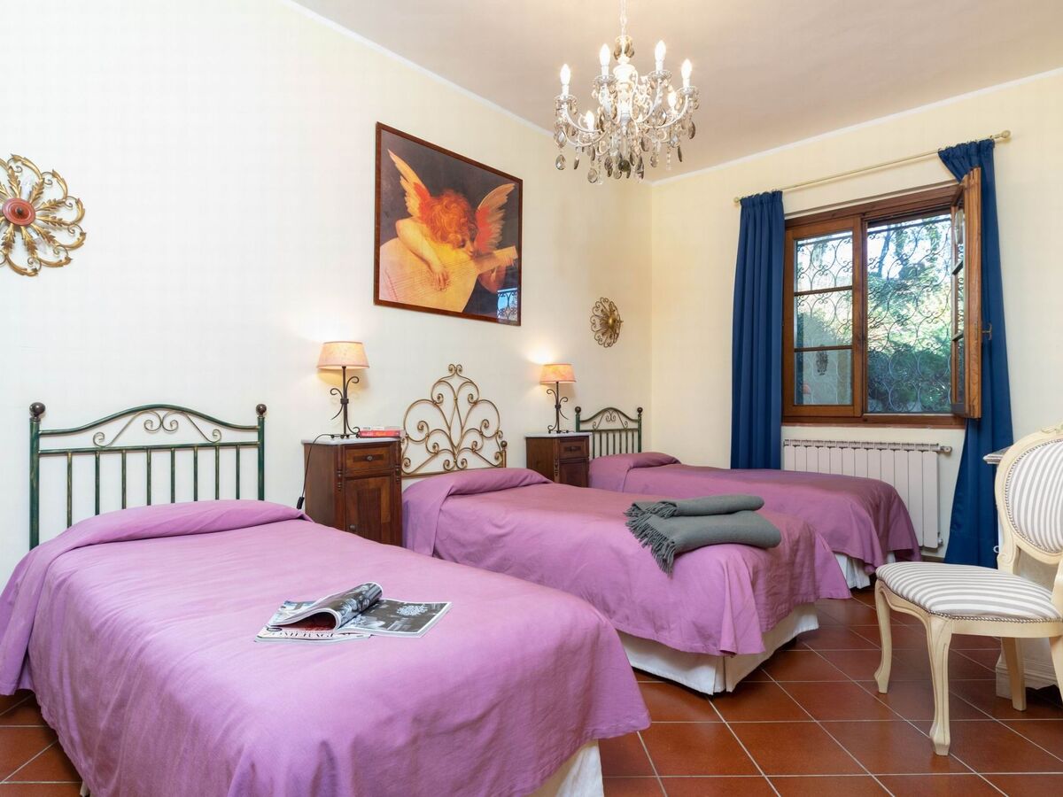 Appartement Poggio Oro à San Donato, piscine 15x8m - Photo 9
