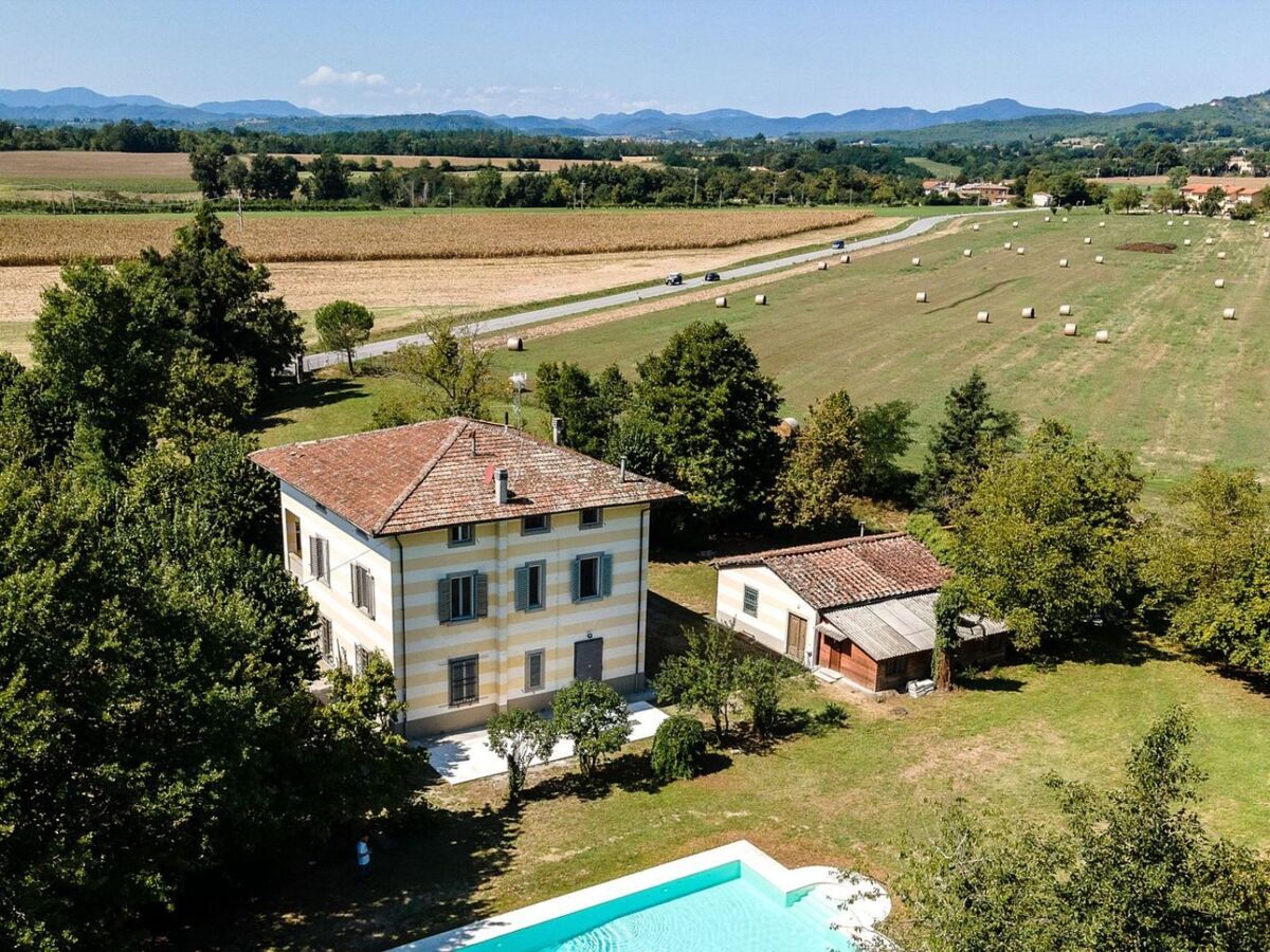 Villa Sofia, demeure Art Nouveau avec piscine privée à Scarperia - Photo 1