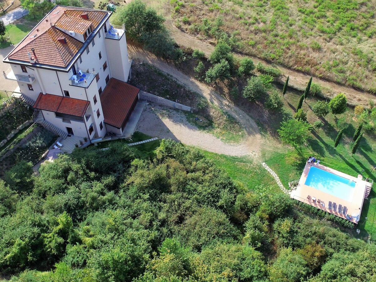Studio avec piscine à Terranuova Bracciolini - Photo 17