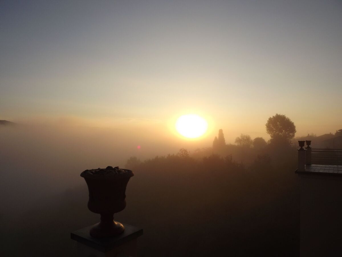 Appartement à la campagne avec piscine et terrasse panoramique - Photo 13