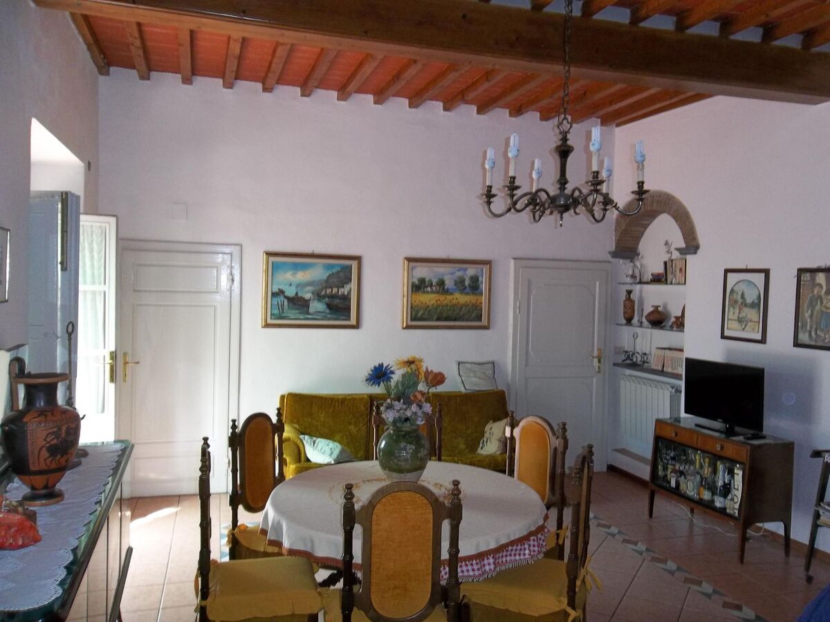 Appartement 4 chambres avec terrasse pergolée à Calci - Photo 3