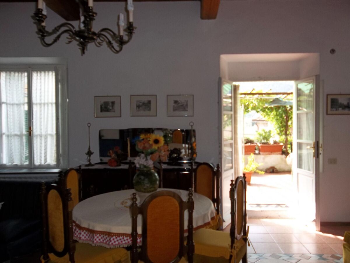 Appartement 4 chambres avec terrasse pergolée à Calci - Photo 4