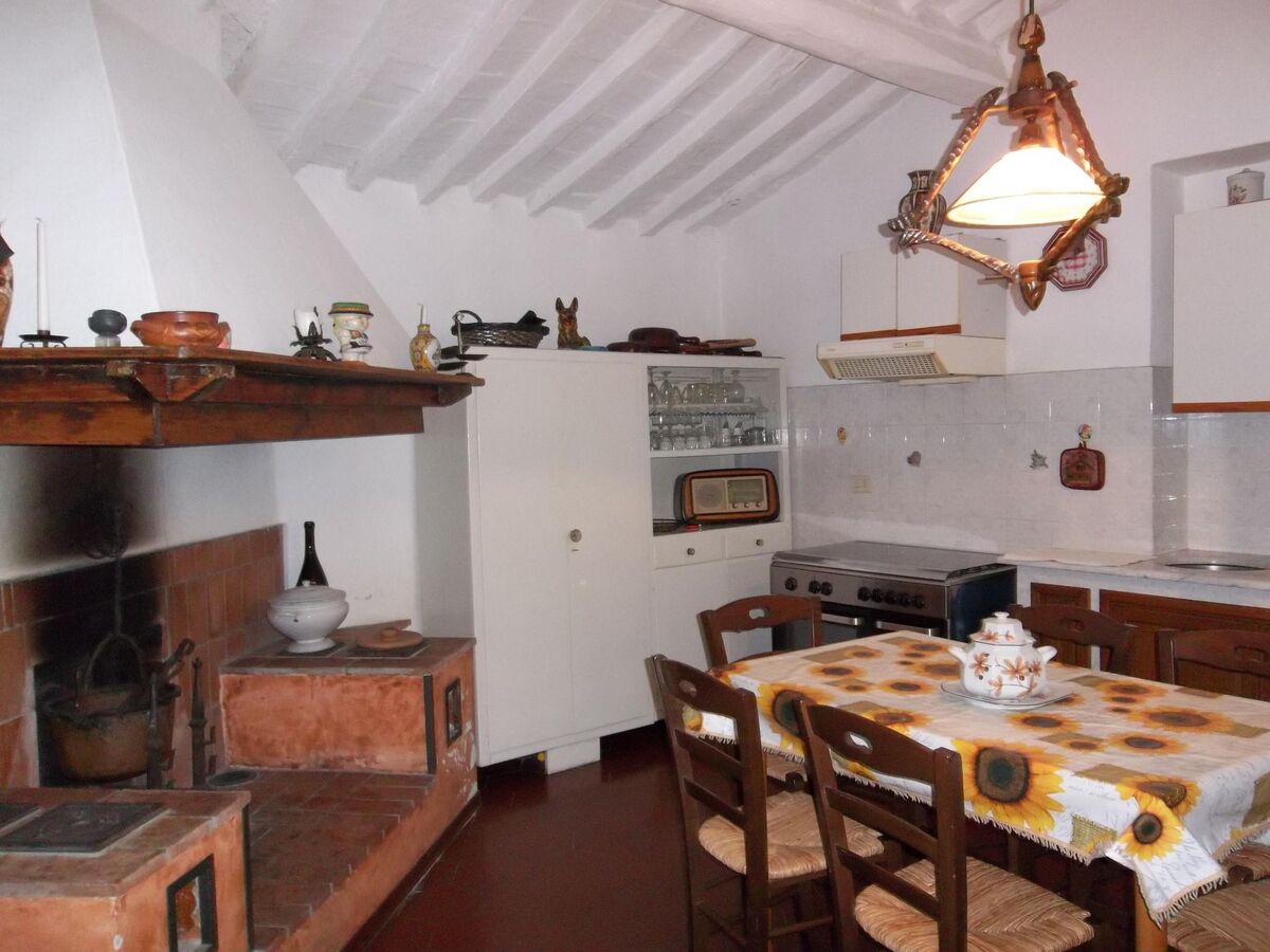 Appartement 4 chambres avec terrasse pergolée à Calci - Photo 9