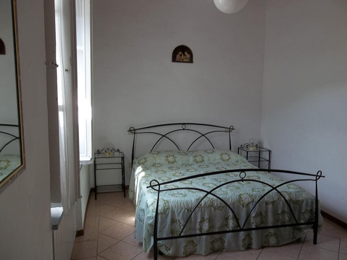 Appartement 4 chambres avec terrasse pergolée à Calci - Photo 11