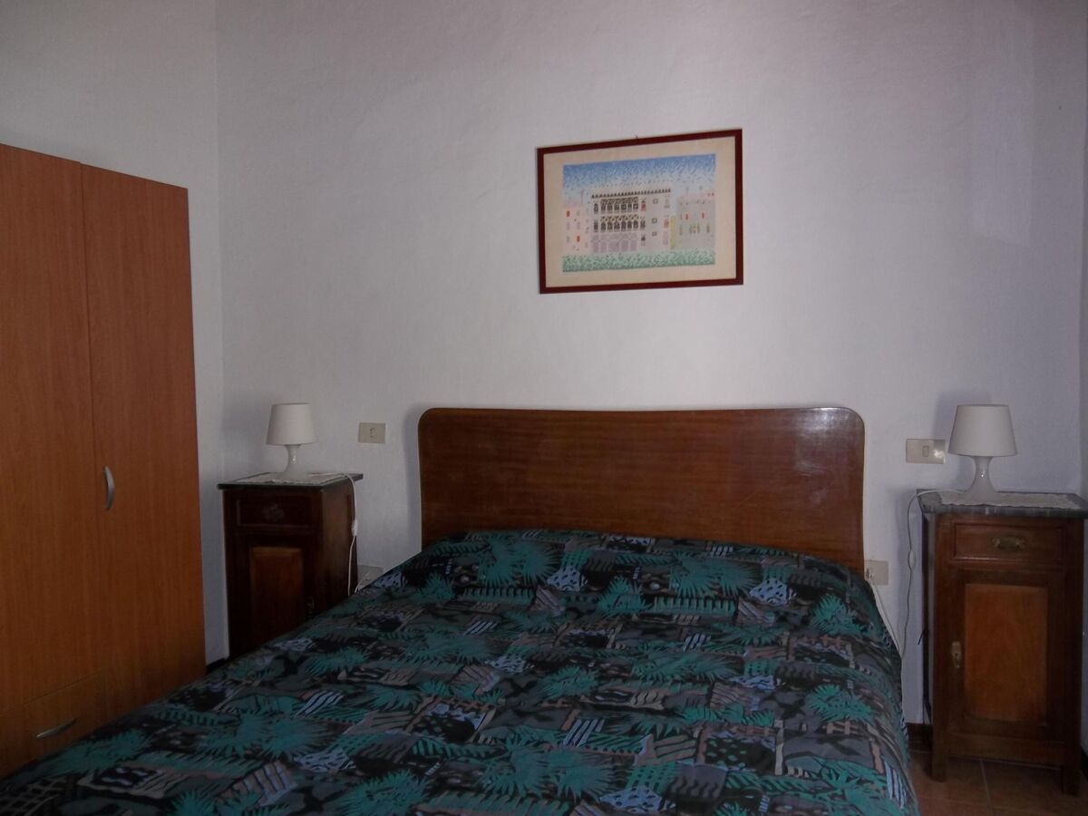 Appartement 4 chambres avec terrasse pergolée à Calci - Photo 13