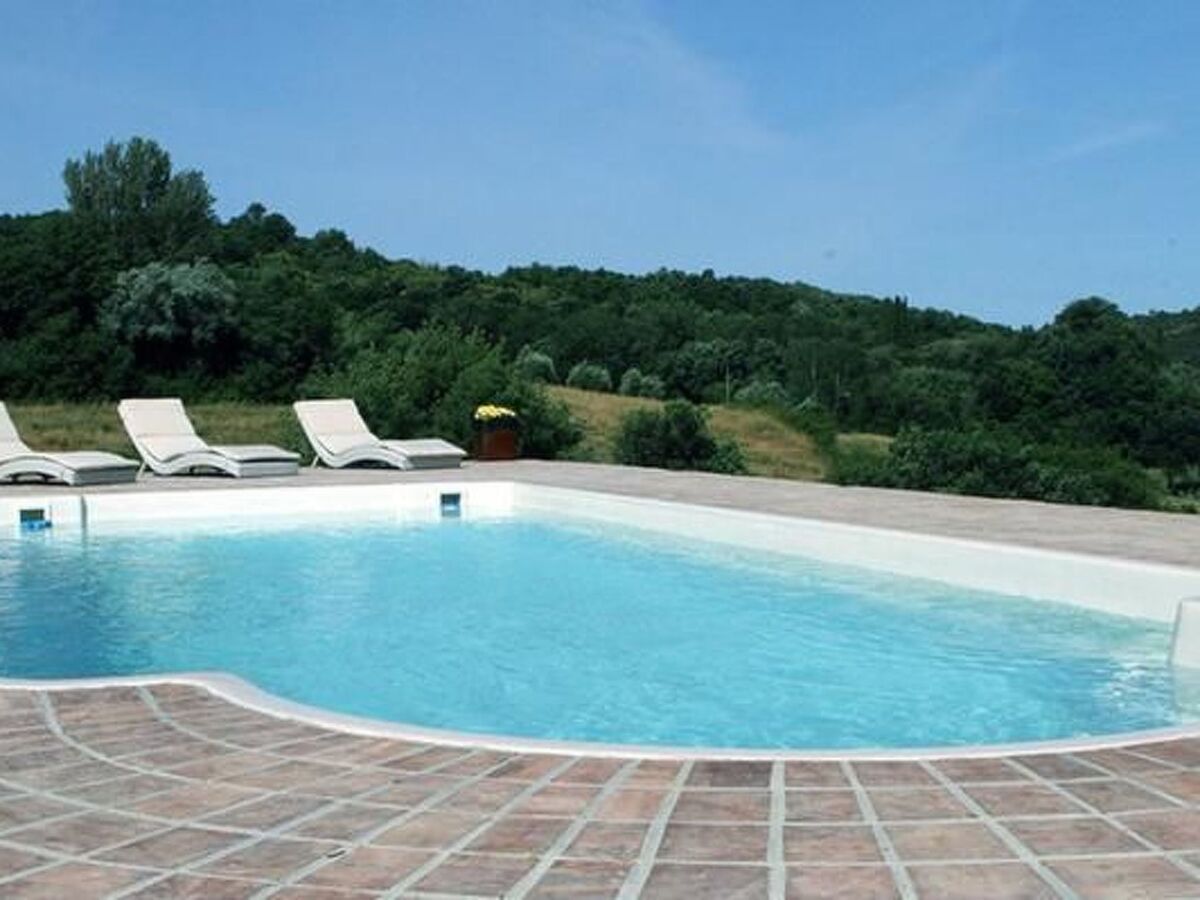 Villa Berti à Montescudaio : maison 7 pers, piscine, 1,3 ha - Photo 2