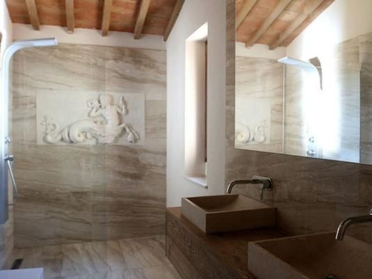 Villa Berti à Montescudaio : maison 7 pers, piscine, 1,3 ha - Photo 11