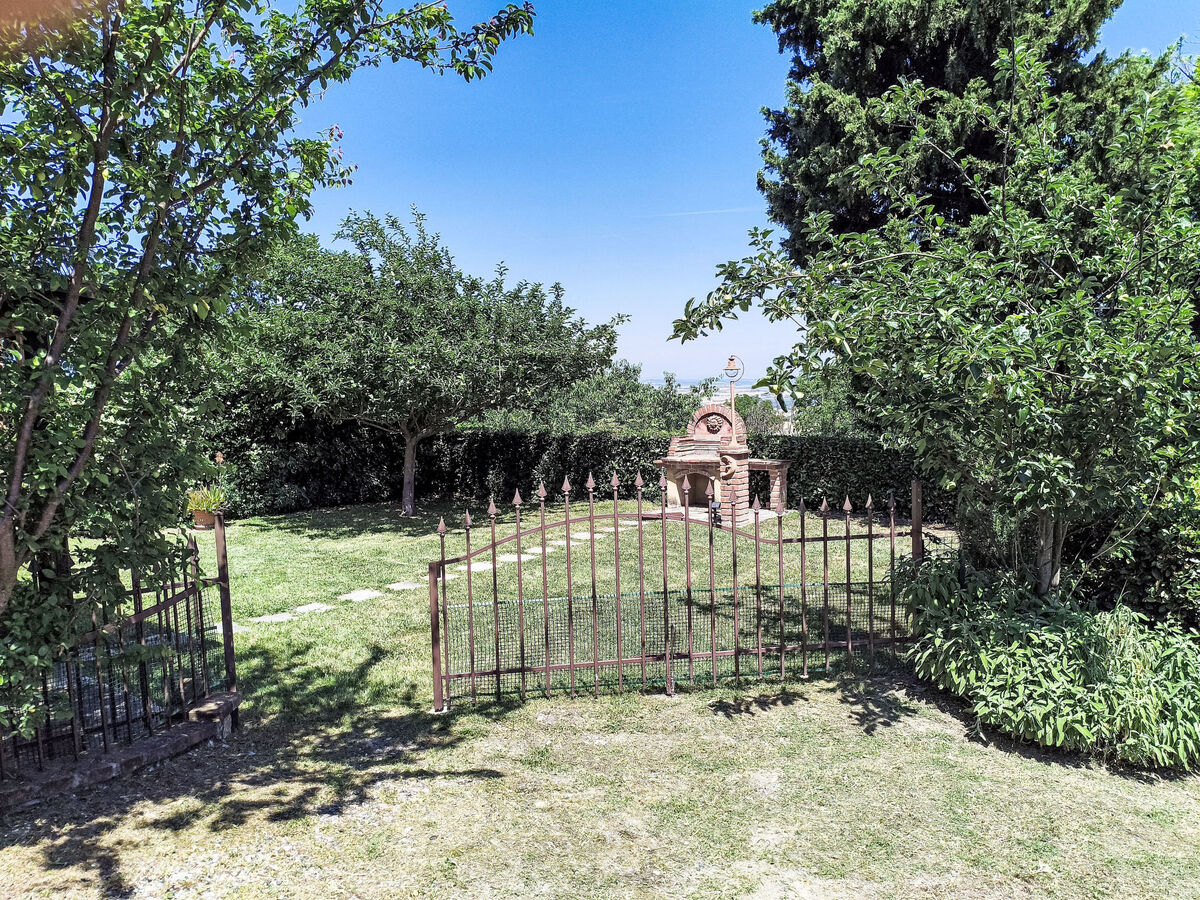 Appartement rustique Castellina Marittima, jardin privé - Photo 17