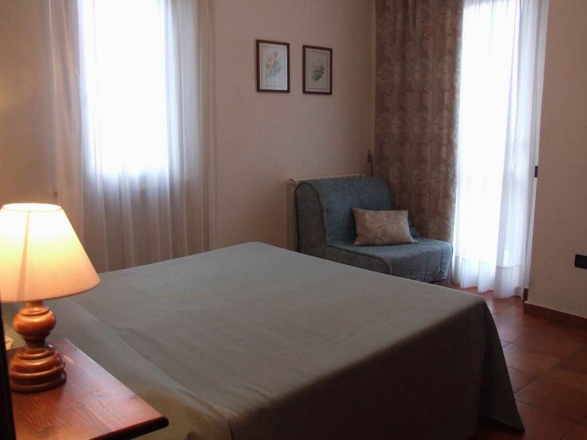 Villa Castagno à Bibbona : 13 personnes, piscine - Photo 27