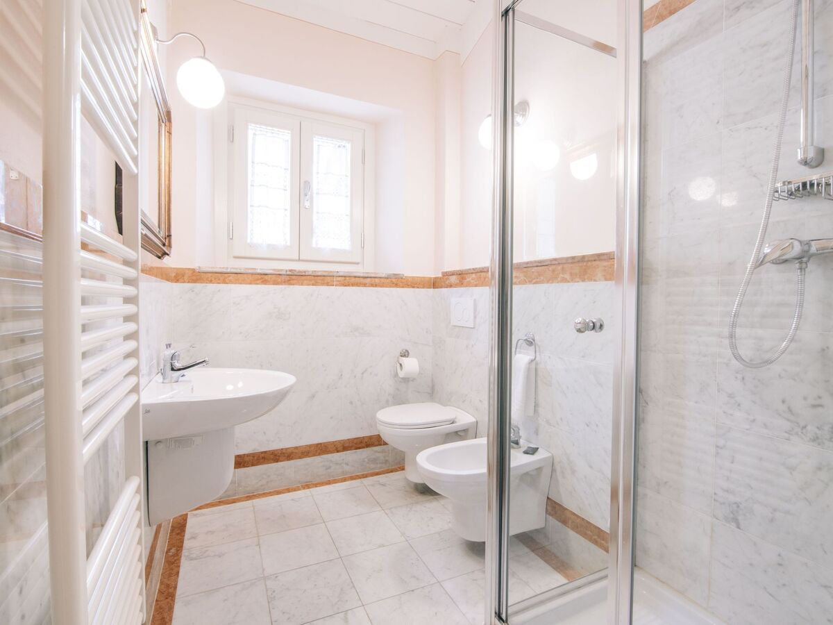 Penthouse « Il Cedro » 152 m² avec vue à La Sassa - Photo 3