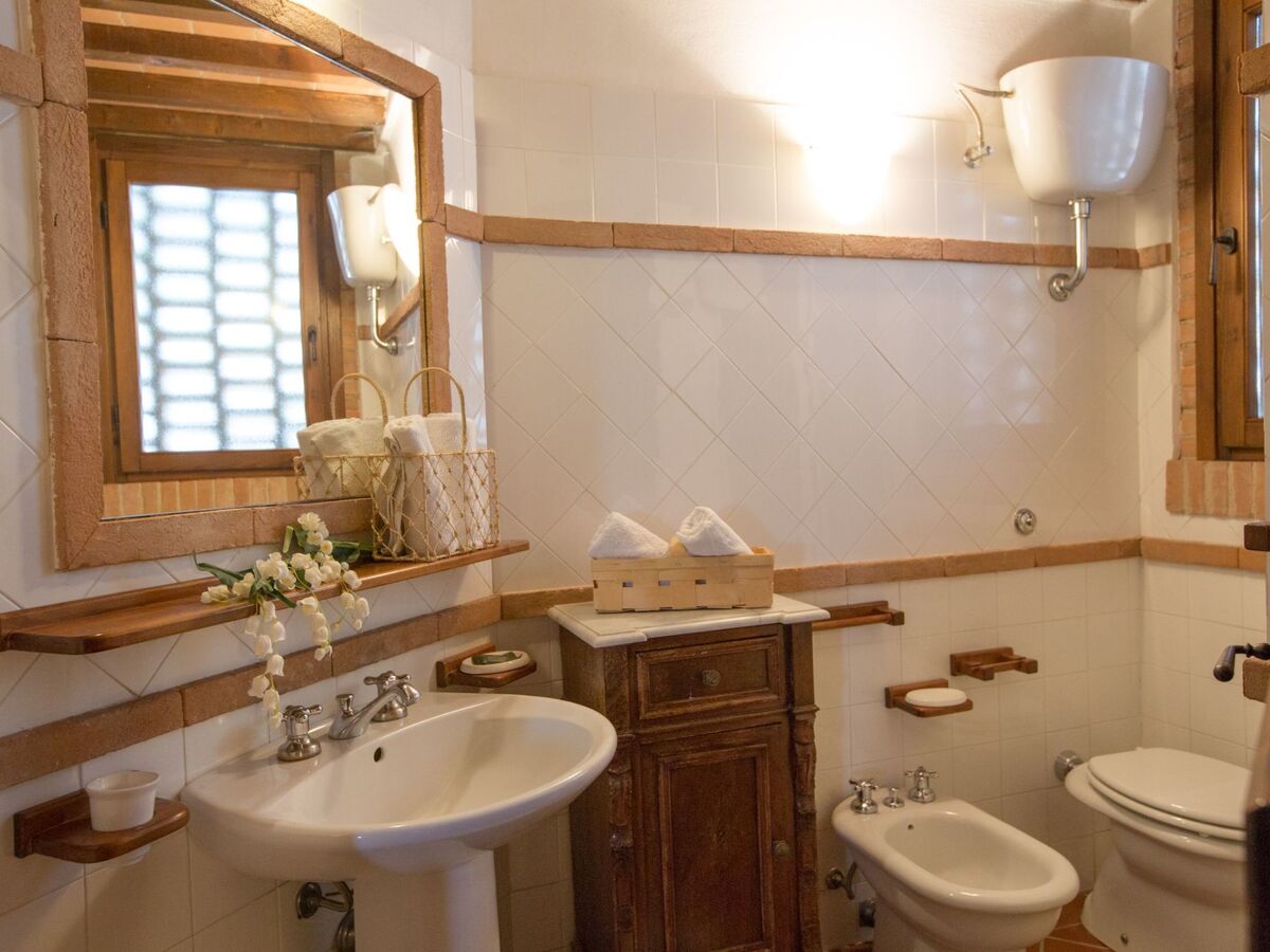 Appartement 7 pers. à Peccioli avec piscine et vignobles - Photo 22
