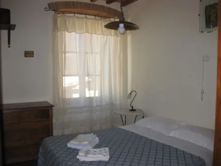 Maison médiévale 4 chambres avec piscine à Torniella : photo 11
