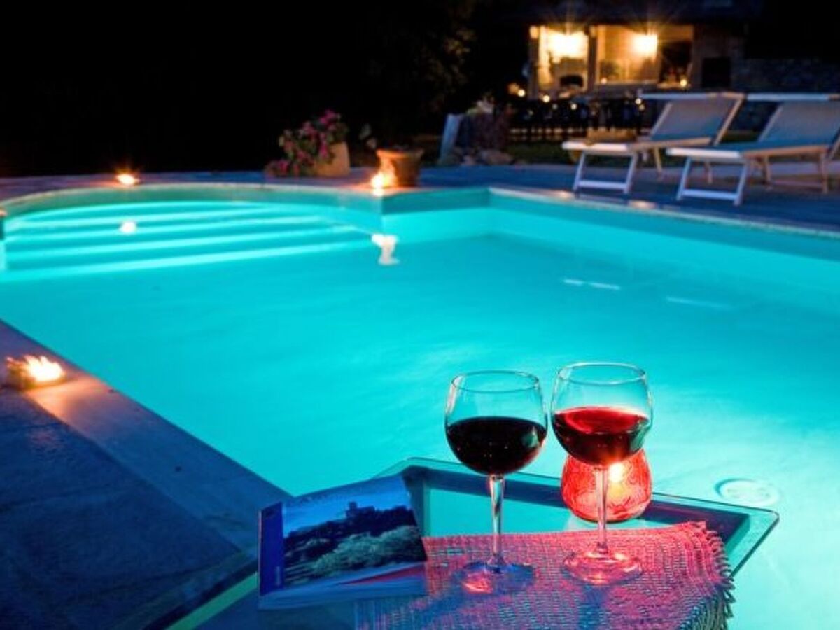 Villa Pruneto avec piscine privée face au château de Poppi - Photo 13