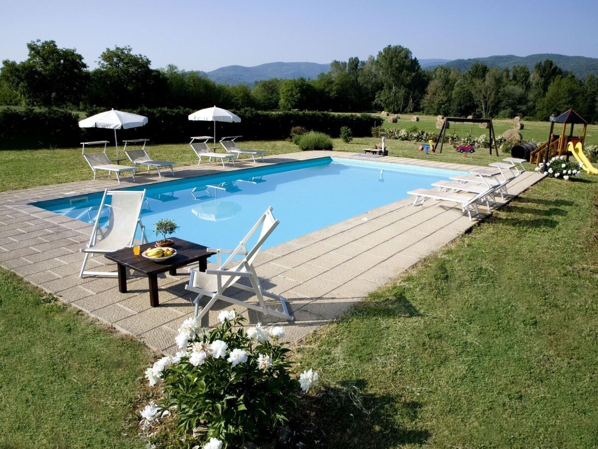 Villa Mildred à Poppi : maison 9 pers, piscine et 12 hectares - Photo 4