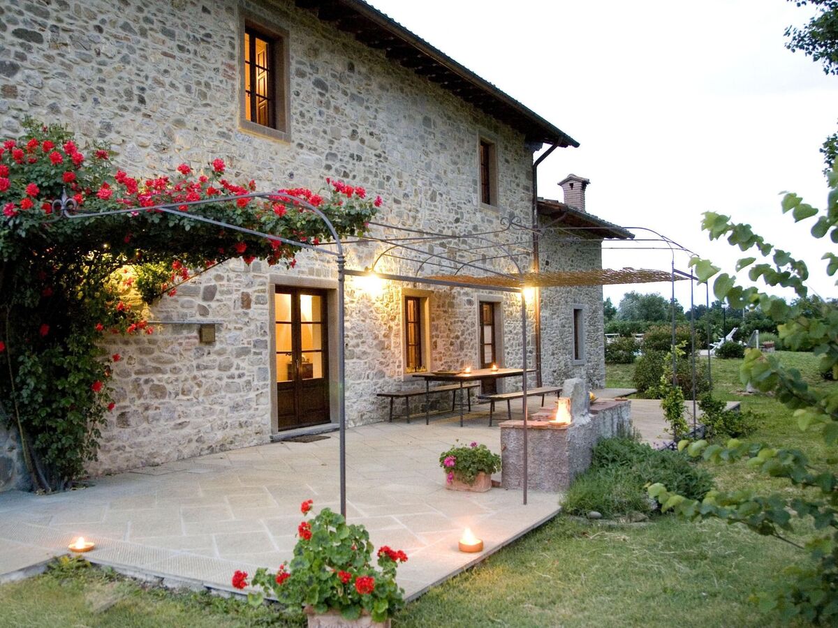 Villa Mildred à Poppi : maison 9 pers, piscine et 12 hectares - Photo 6