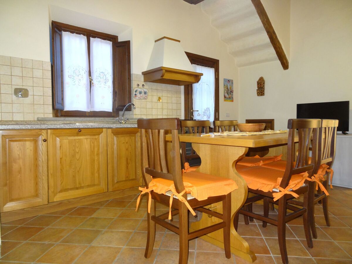 Maisonette rénovée à Lamporecchio, vue sur Montalbano - Photo 2