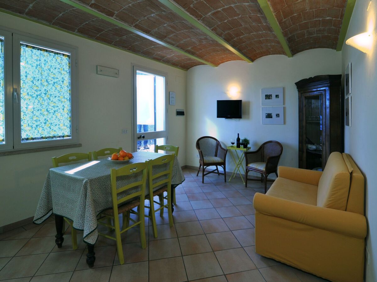 Appartement 4 pers. Sarteano avec piscine et terrasse - Photo 8