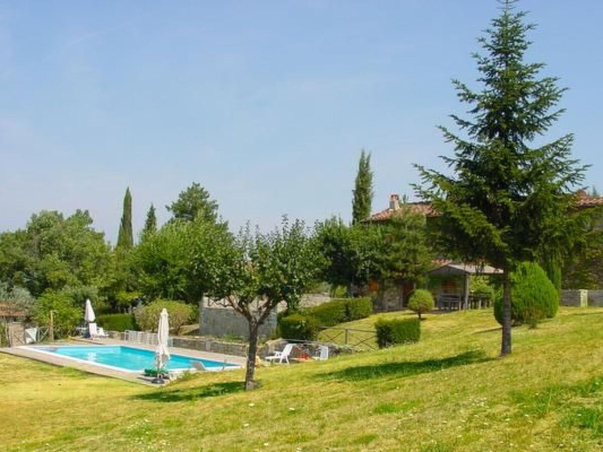 Maison toscane avec piscine partagée à Capolona - Photo 5
