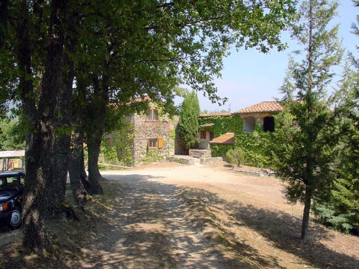 Maison toscane avec piscine partagée à Capolona - Photo 10