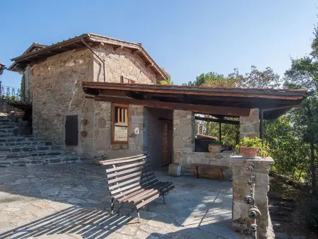 Location maison à Pratovecchio, Lindenhaussiedlung mit Gemeinschaftspool