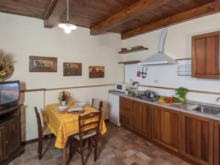 Lindenhaussiedlung mit Gemeinschaftspool, Maison 2 personnes à Pratovecchio - Photo 4