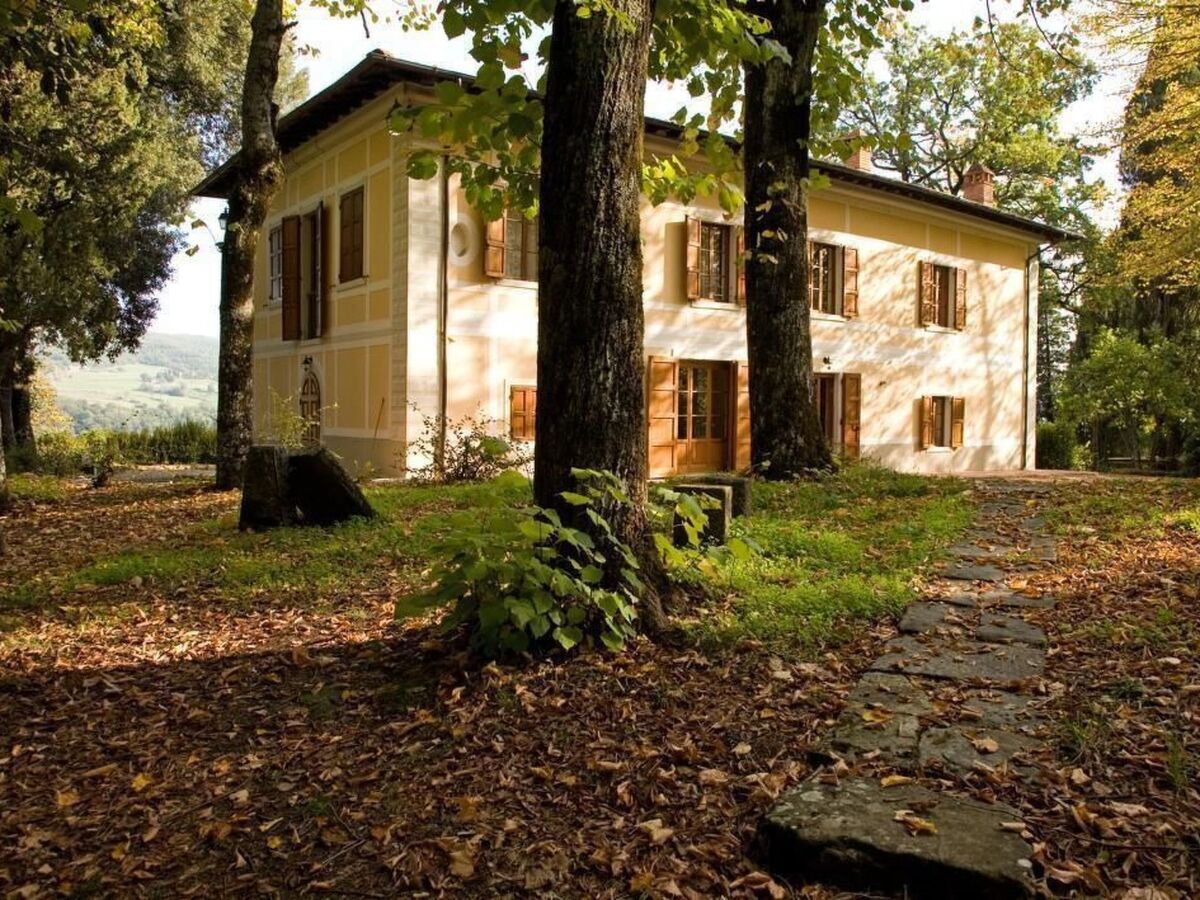 Villa Benfenati, maison 7 chambres avec piscine à Pratovecchio - Photo 1