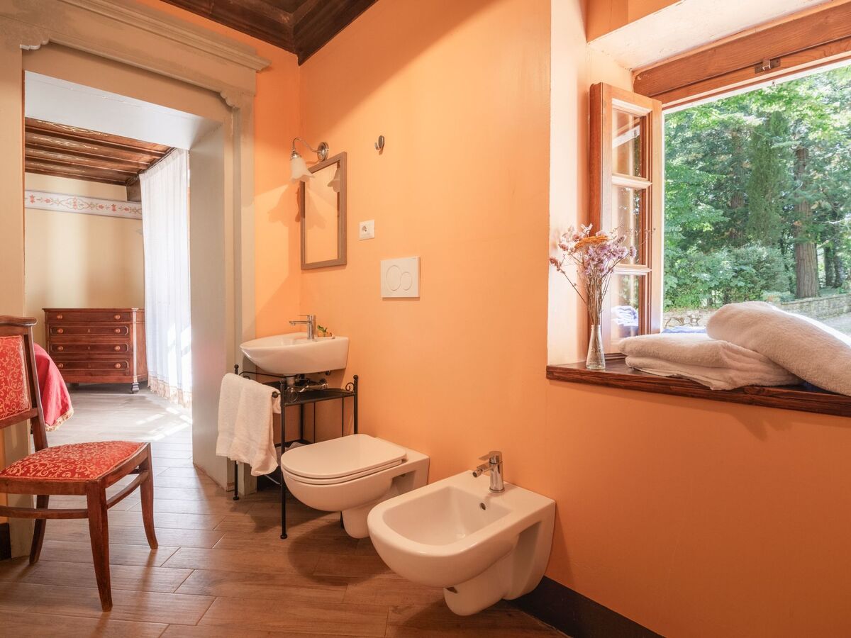 Villa Benfenati, maison 7 chambres avec piscine à Pratovecchio - Photo 19