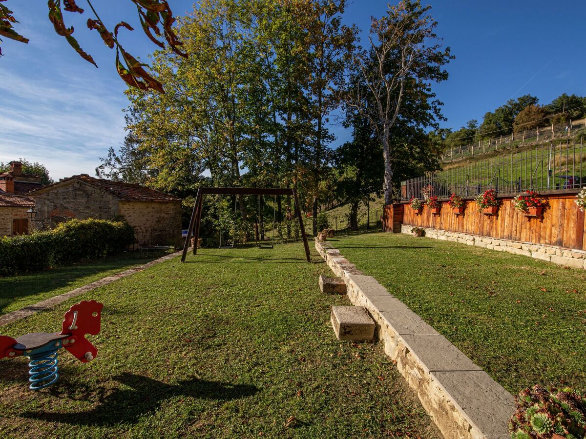 Villa Casalino, 22 pers., piscine privée à Pratovecchio - Photo 11