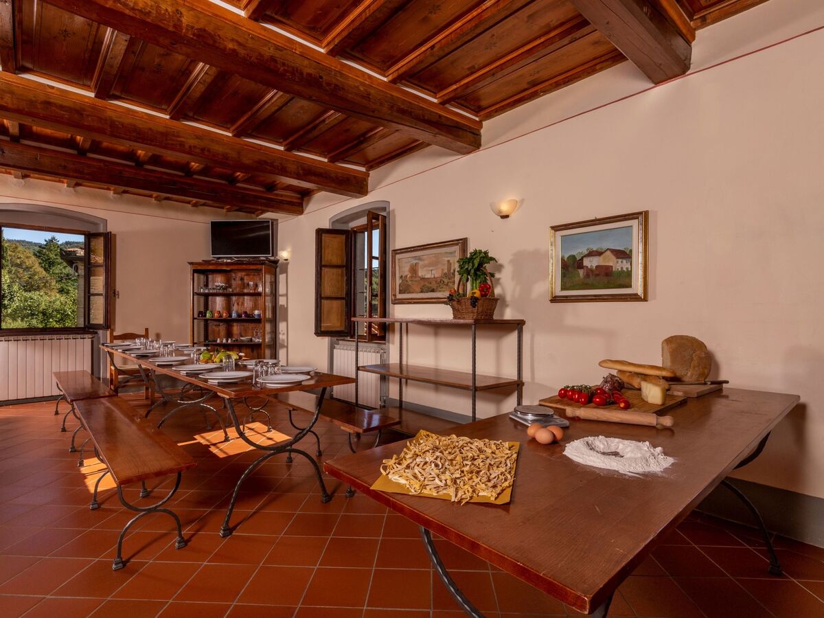 Villa Casalino, 22 pers., piscine privée à Pratovecchio - Photo 16