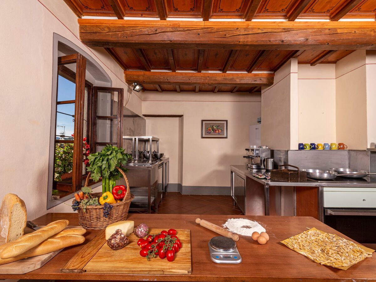 Villa Casalino, 22 pers., piscine privée à Pratovecchio - Photo 17