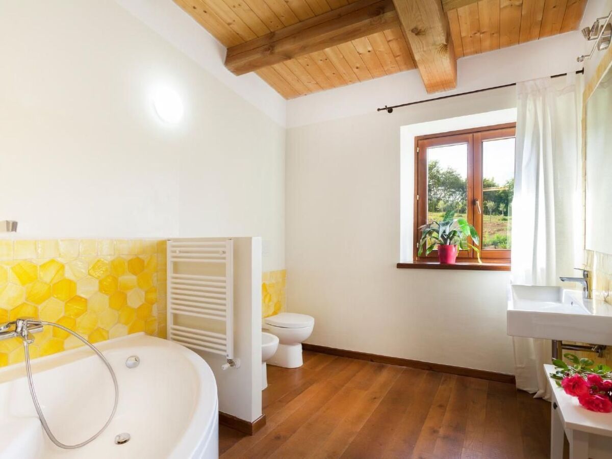 Villa 4 chambres avec piscine et vue sur le lac de Bolsena - Photo 13