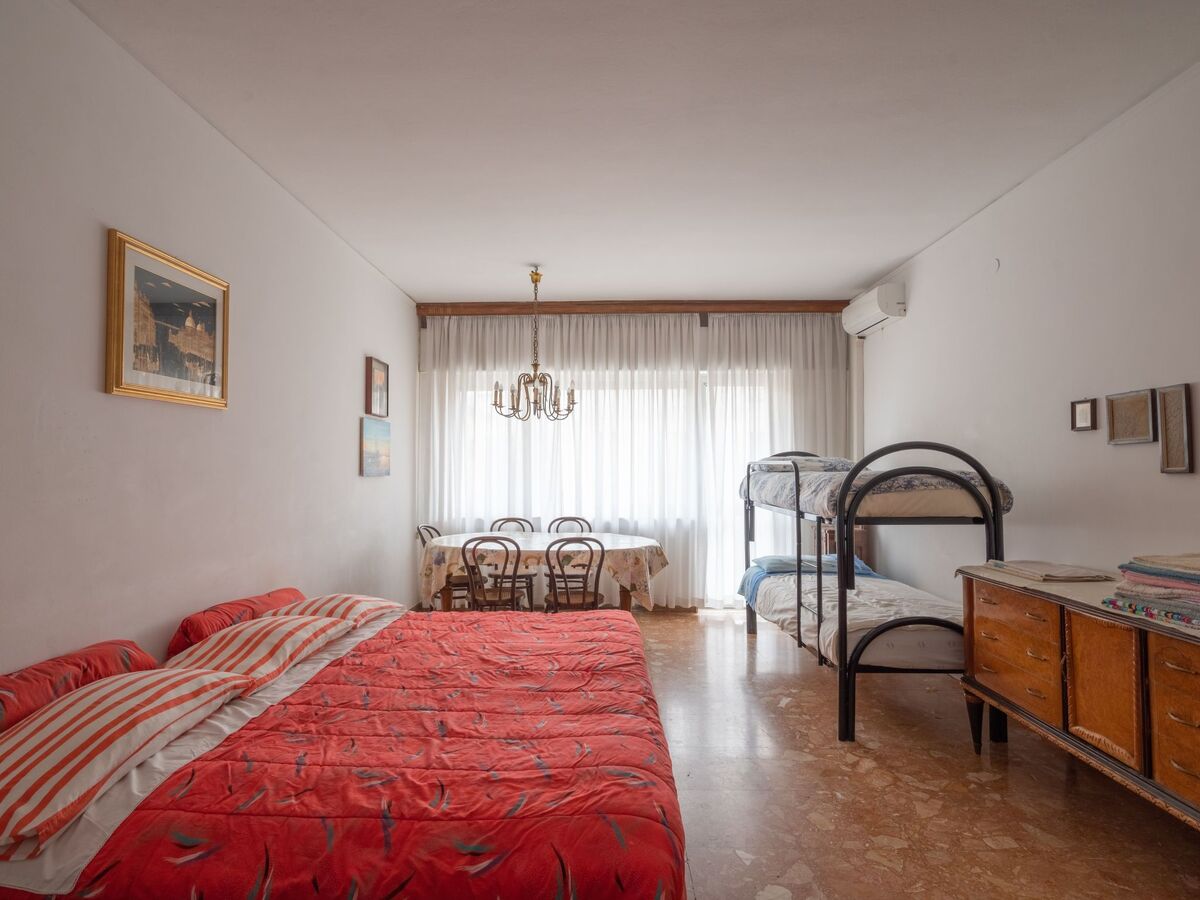 Appartement 4 chambres Mestre, 2 terrasses, 12 min de Venise - Photo 1