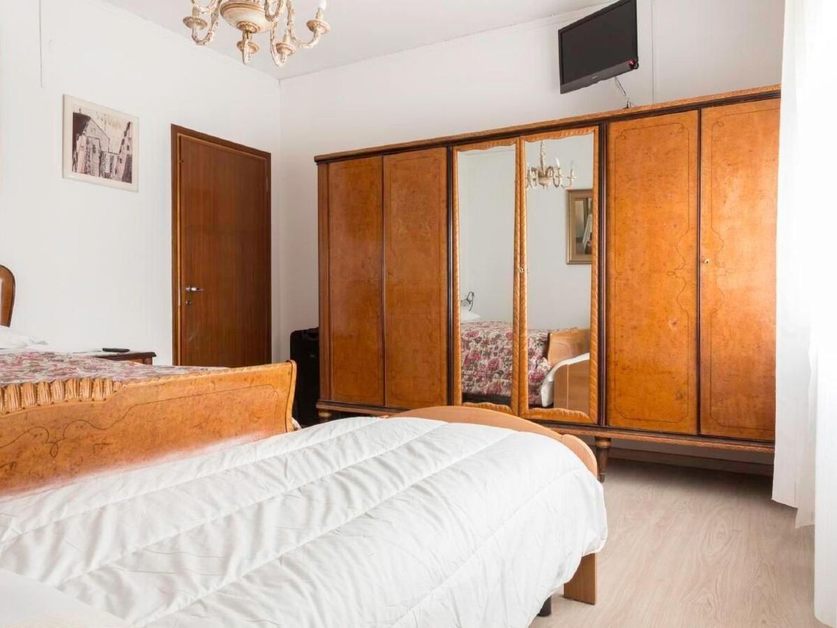 Appartement 4 chambres Mestre, 2 terrasses, 12 min de Venise - Photo 11