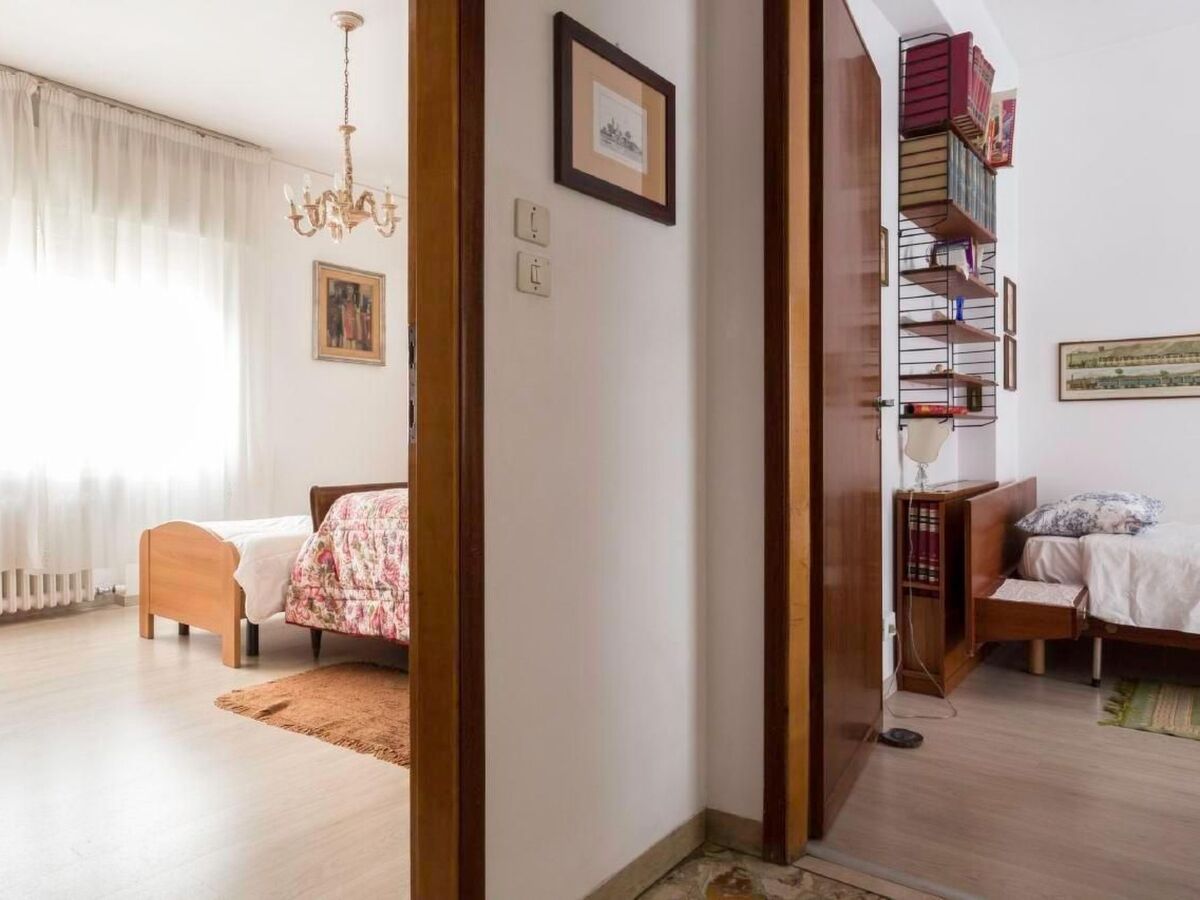 Appartement 4 chambres Mestre, 2 terrasses, 12 min de Venise - Photo 12