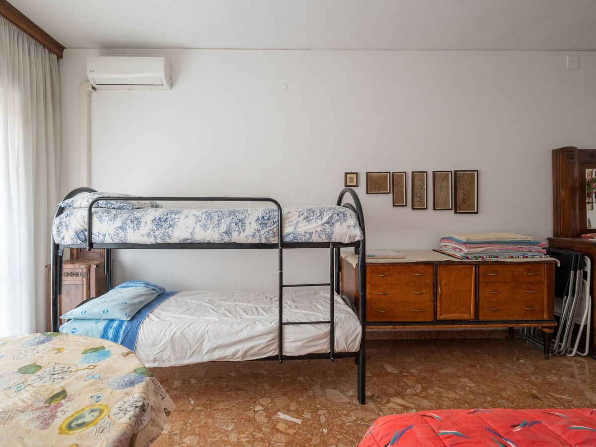 Appartement 4 chambres Mestre, 2 terrasses, 12 min de Venise - Photo 33