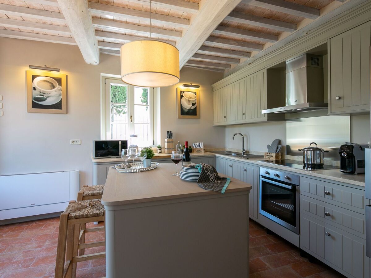 Villa Severina à Cortona : 5 chambres, pool et spa - Photo 6