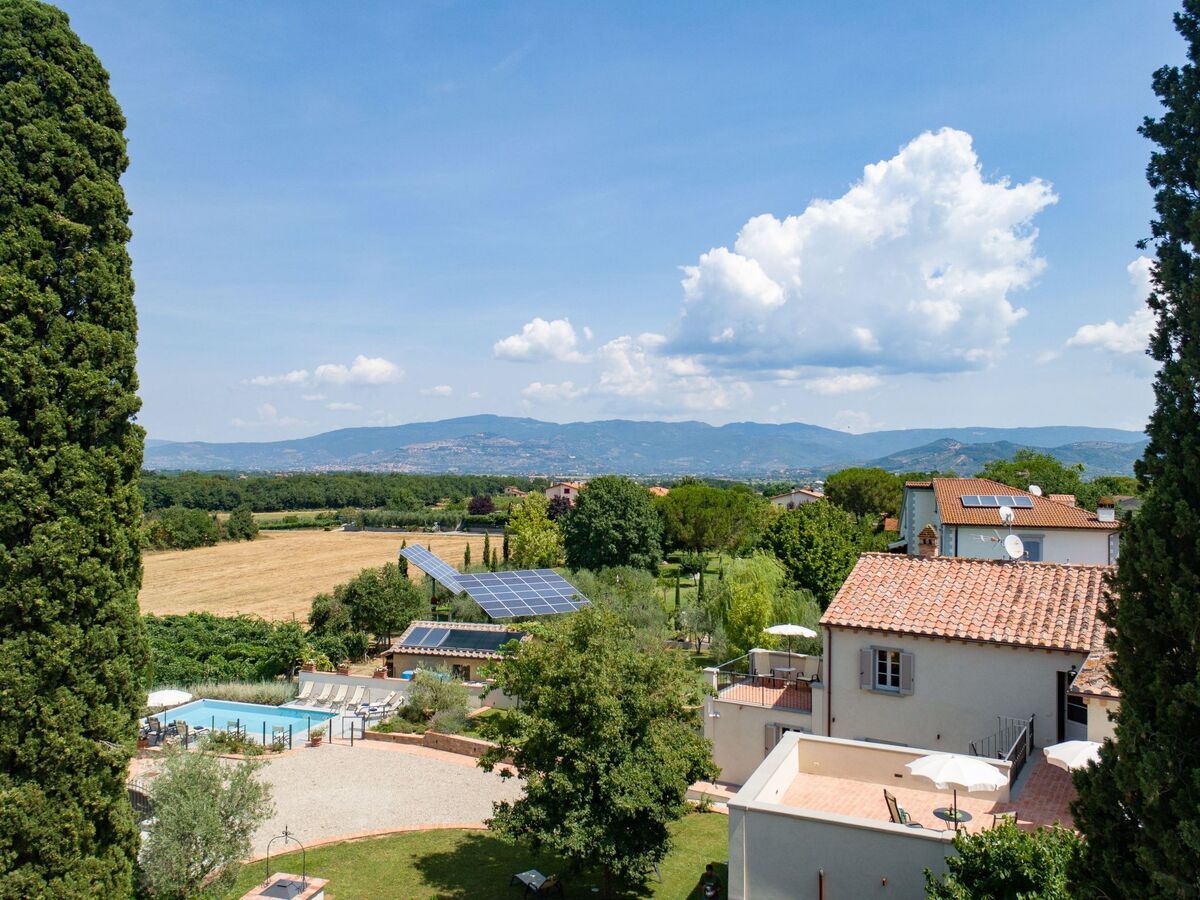 Villa Severina à Cortona : 5 chambres, pool et spa - Photo 36