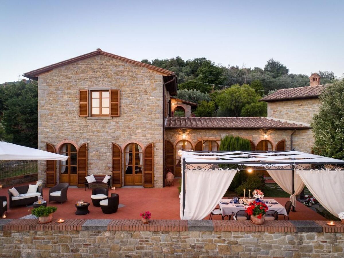 Villa Corte della Luna à Cortona, piscine et terrasse - Photo 4