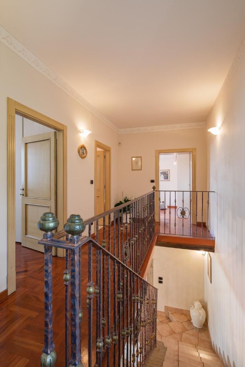 Villa Corte della Luna à Cortona, piscine et terrasse - Photo 17